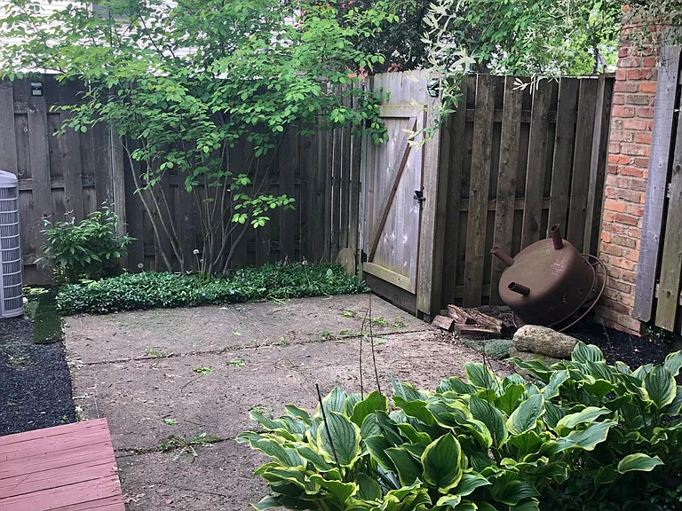 922 Chatham Ln #L — Photo 23