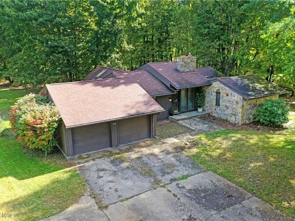 8466 State St, Kinsman, OH 44428