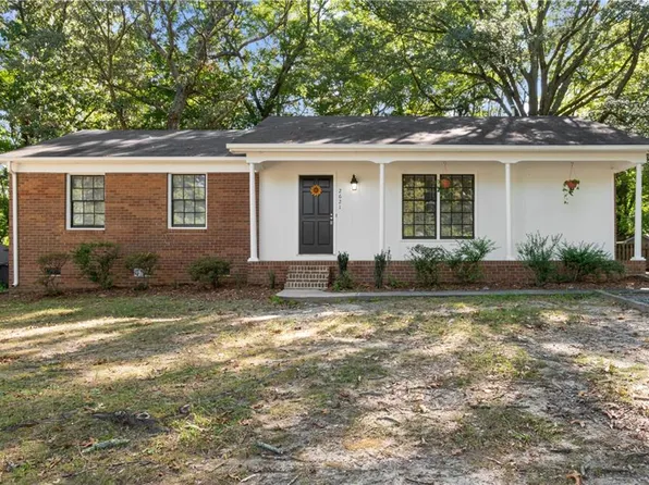 2621 Wyman Rd, Winston Salem, NC 27106
