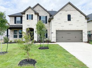 452 Round Lake Dr, Rosenberg, TX 77469