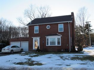 302 Airport Rd, Endicott, NY 13760