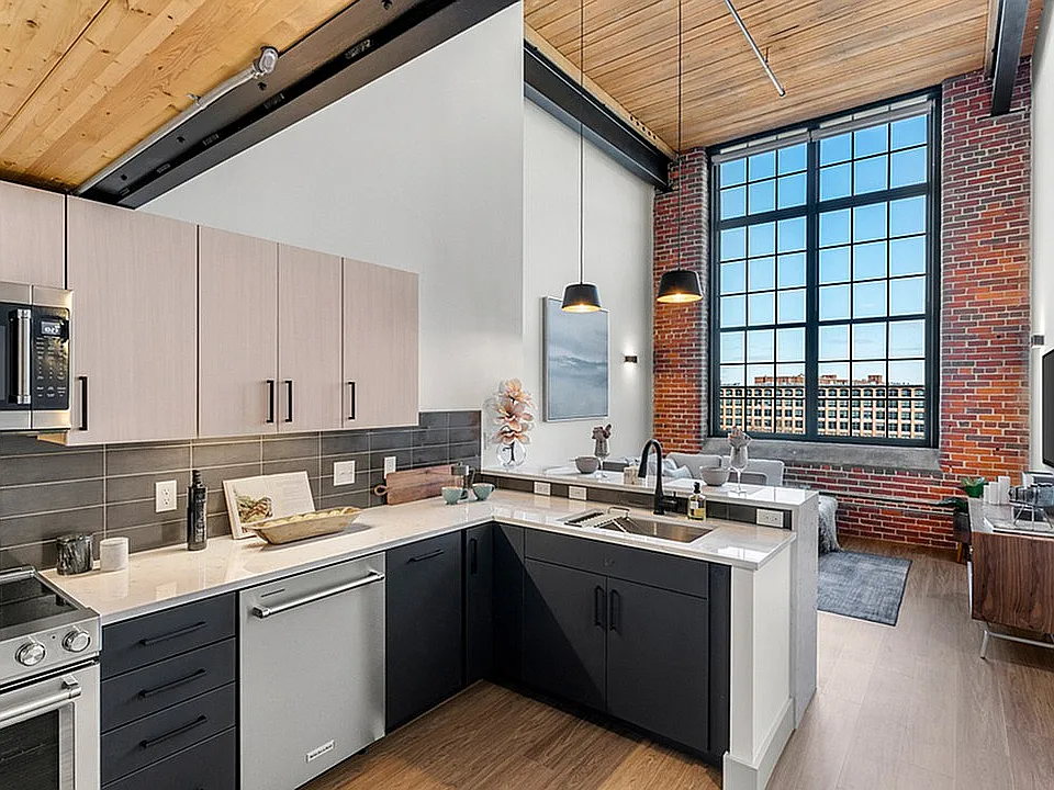 Riverwalk Lofts