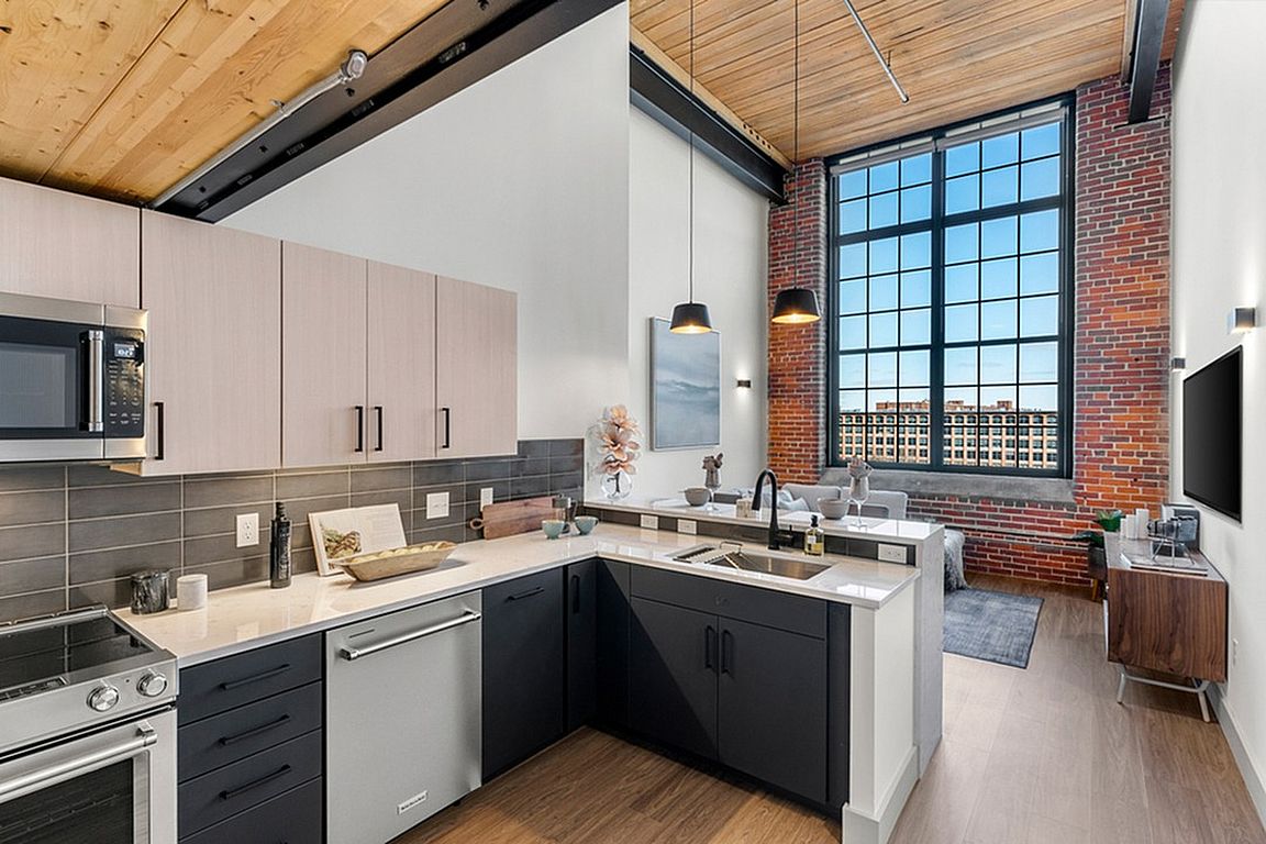 Eat-In Kitchen Islands