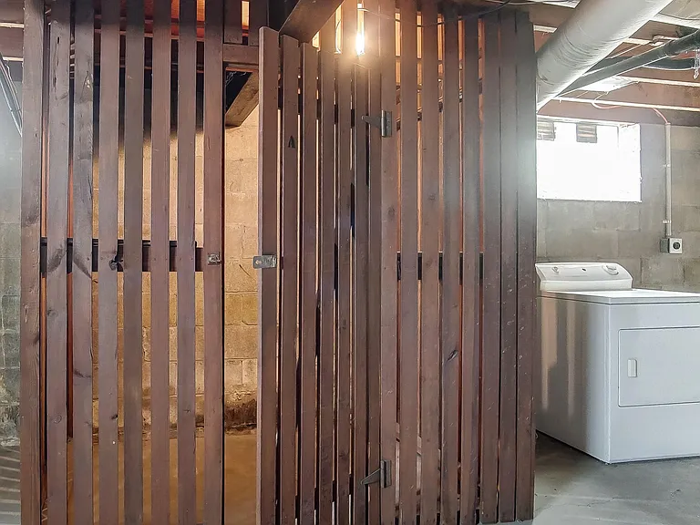 1440 Elmwood Ave — Photo 13