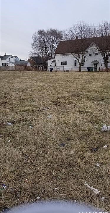 1st image of 111 Metcalfe St #18