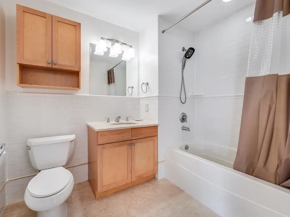 830 Monroe Street image 20 of 24