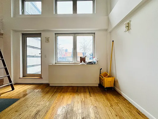 Rented by Metropolitan Property Group | media 10