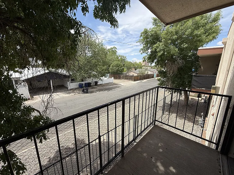 1021c20balcony_06242026