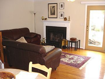 Living Room with fireplace