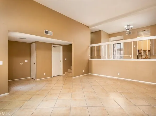 1513 Wavertree Ln, Fullerton, CA 92831