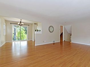 8644 Poplar Bridge Curv, Bloomington, MN 55437