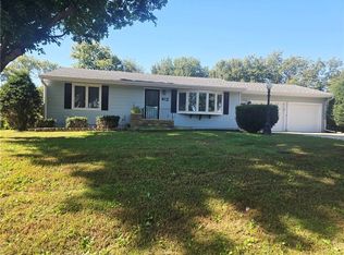 412 Rainbow Dr, Rock Port, MO 64482