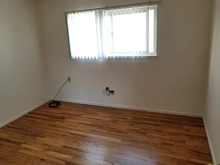 1625 Woolsey St #6 — Photo 9
