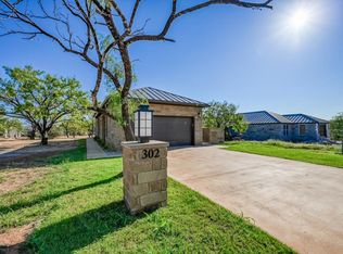 302 Parallel Cir, Horseshoe Bay, TX 78657