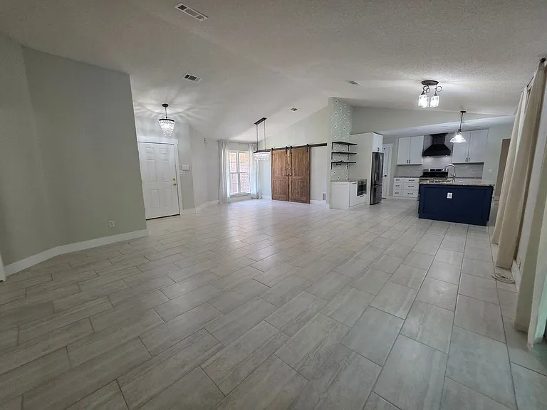 3429 Jubilee Dr — Photo 4