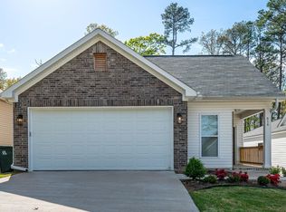 616 Nix Rd, Little Rock, AR 72211