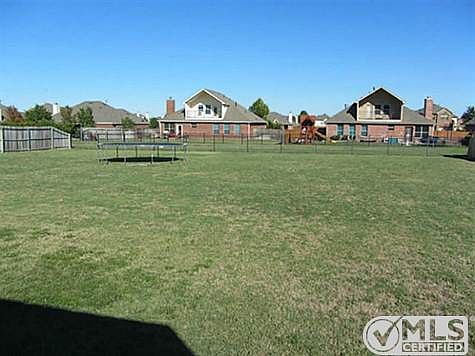 3rd image of 13408 Fishing Hole Ln