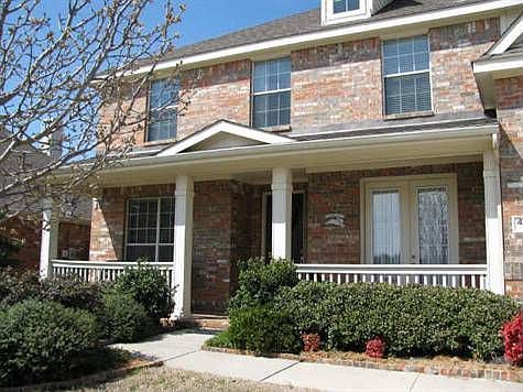 2nd image of 4307 Lone Oak Dr