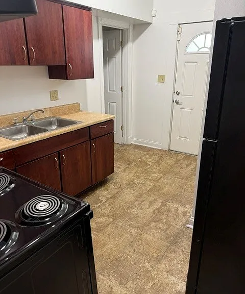 2910 N Park Ave — Photo 11