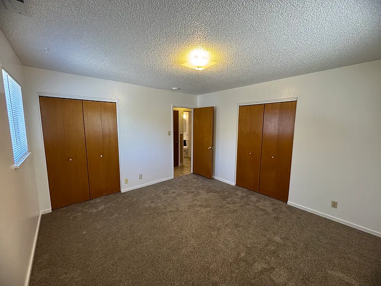 649 Marshall St #B — Photo 24
