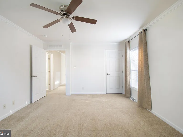 121 Bluebell Dr #11 — Photo 19