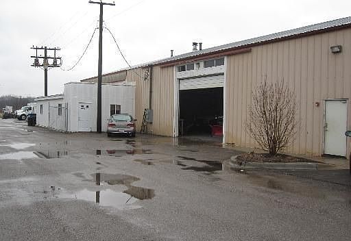 1st image of 227 W Grand Lake Blvd