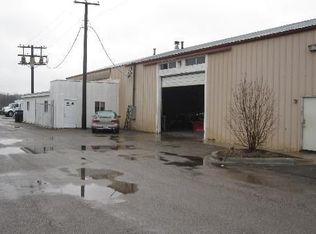 227 W Grand Lake Blvd, West Chicago, IL 60185