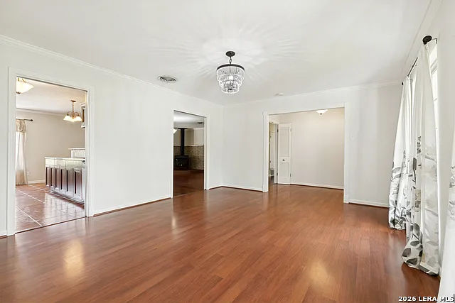 715 E Sunshine Dr — Photo 7