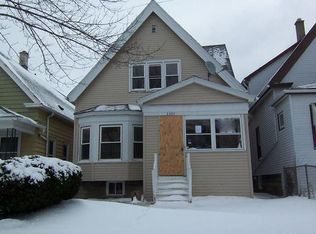3354 N 25th St, Milwaukee, WI
