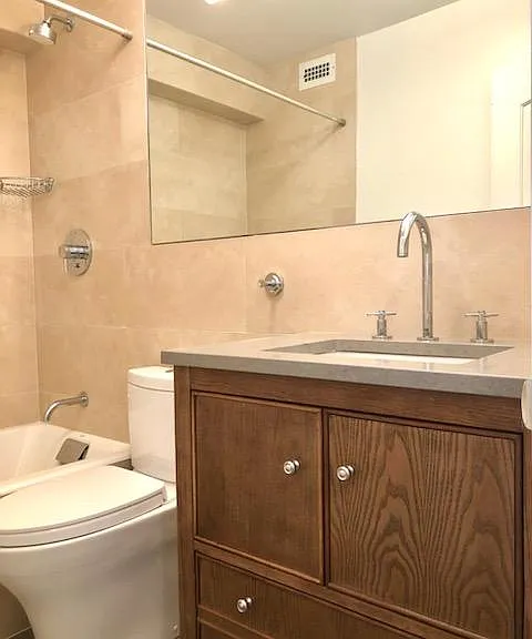 1850 N Clark St #2806 — Photo 17