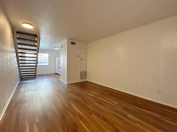 3425 Ridgelake Dr APT 226, Metairie, LA 70002