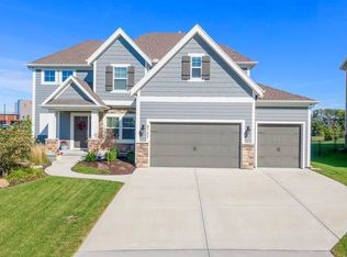 9753 Saddletop St, Lenexa, KS 66227
