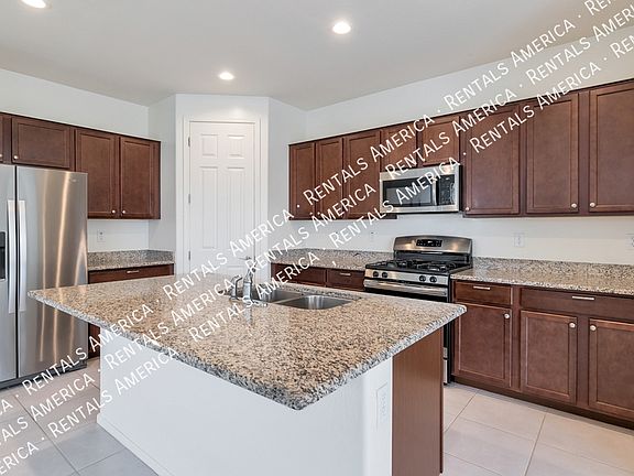 5th image of 16614 W Shangri La Rd