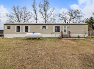 2593 W Meadow Ln, Rothbury, MI 49452