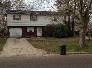 65 Carnation Ave, Central Islip, NY 11722