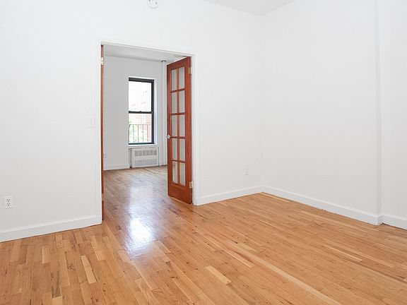 4th image of 1592 2nd Ave APT 3D