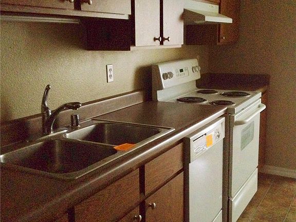 3rd image of 1765 W Sunn Fjord Ln APT C47