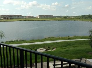 1004 N 192nd Ct APT 208, Elkhorn, NE 68022
