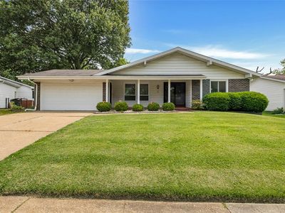2580 Yorkshire Dr, Florissant, MO, 63033