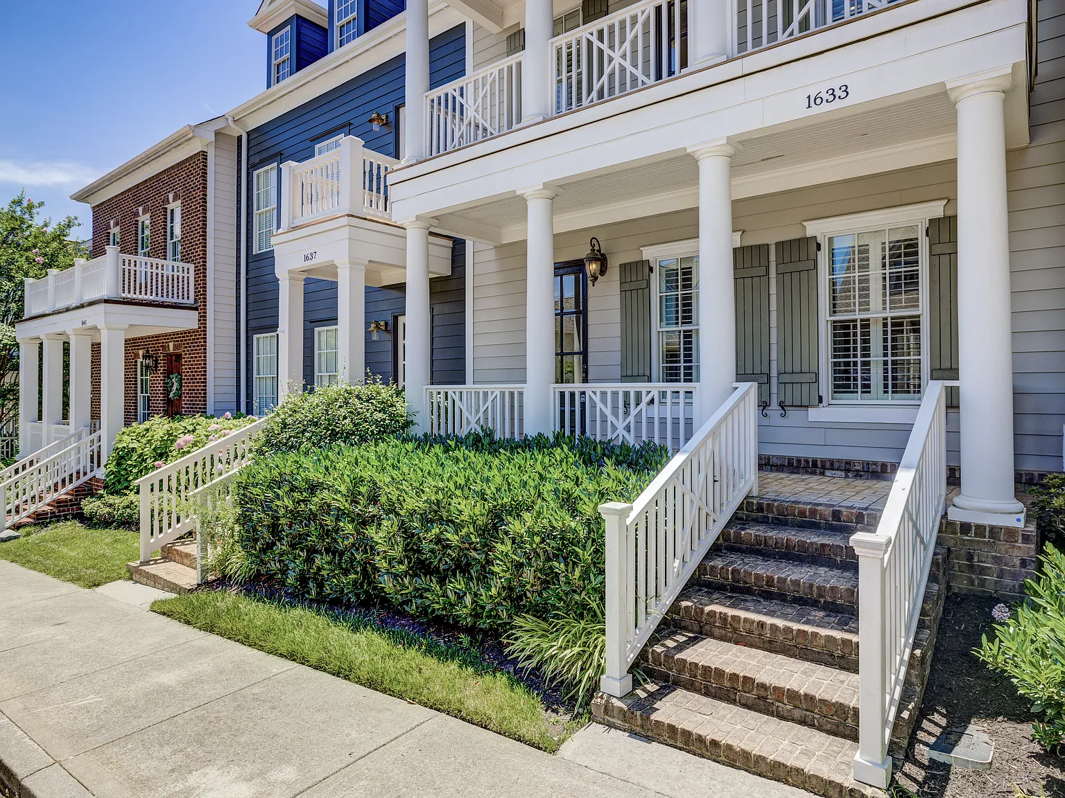 3 bed, 3.5 bath, 2770 sqft, $4,650 — Photo 3