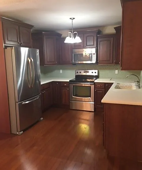888 S Waterview Dr — Photo 4