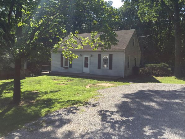 2010 Springfield Dr