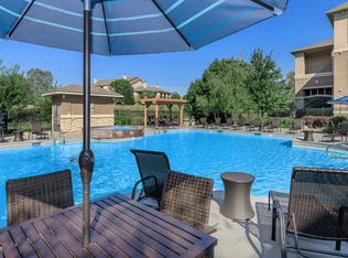 13810 S Pflumm Rd #2-102, Olathe, KS 66062