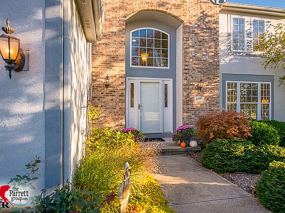 2nd image of 4598 Clayburn Dr W