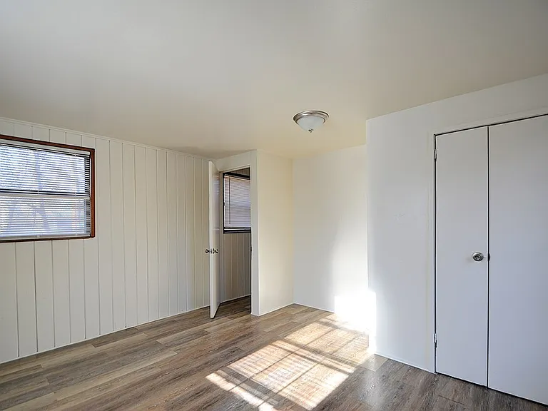 1707A E Main St — Photo 13