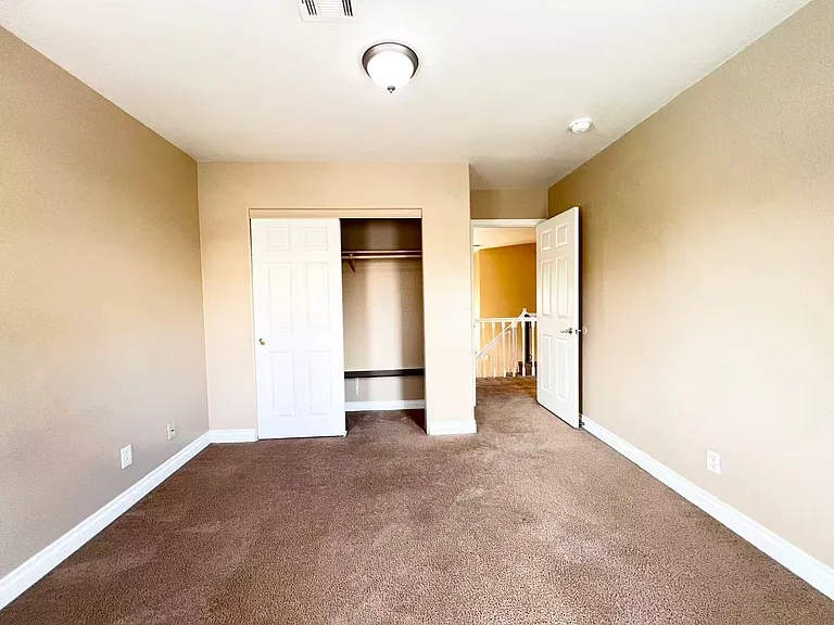8248 Aqua Spray Ave — Photo 32