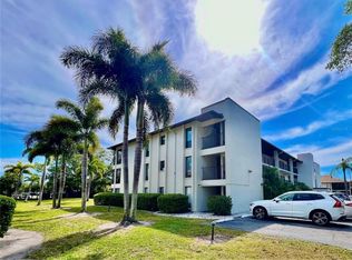 7203 Curtiss Ave APT 1A, Sarasota, FL 34231
