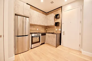 Rented by Nolita Group