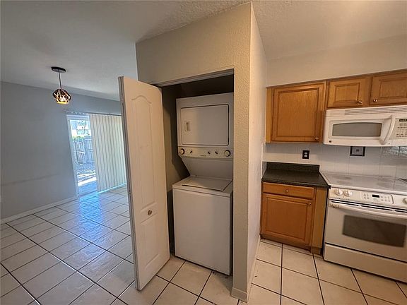 3rd image of 3607 W Idlewild Ave #501