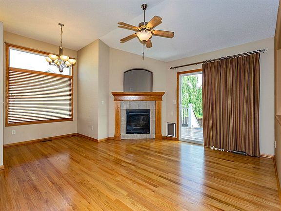 3rd image of 8122 E Old Mill Ct